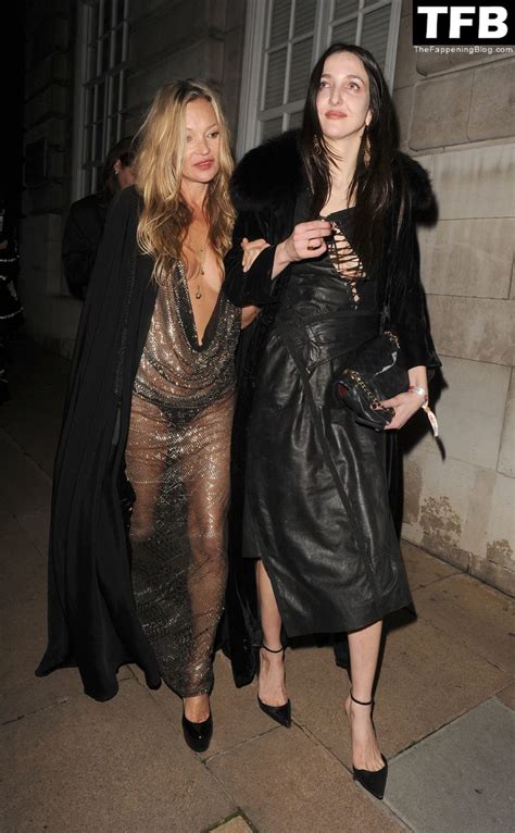 Kate Moss Flashes Her Nude Breasts In London Photos Thefappening