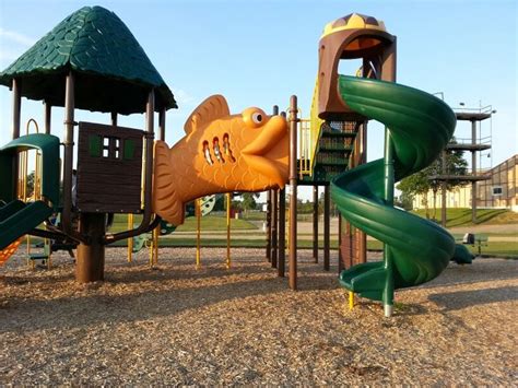 Wish I Had This Cool Playground Cool Playgrounds Playground Park Slide