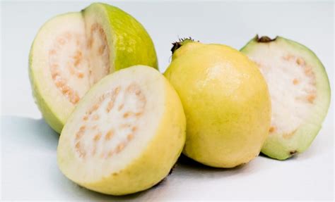 Maybe you would like to learn more about one of these? Manfaat Jambu Biji untuk Kesehatan selain Jaga Imunitas ...