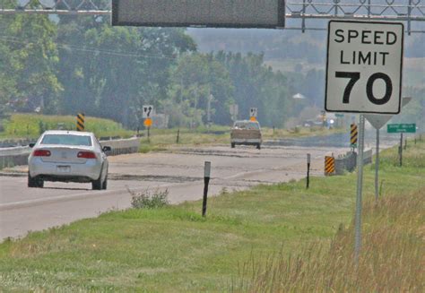 Speed Limit Jumps To 70 Mph On Highways 71 26 As Higher Speed Limits