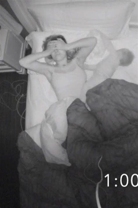 this woman s time lapse video of her sleeping confirmed moms never get a break moms sleep