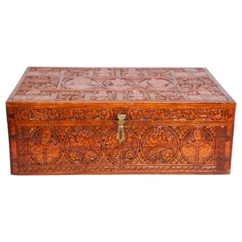 Antique Chinese Canton Carved Wooden Jewelry Box 19th Century For Sale
