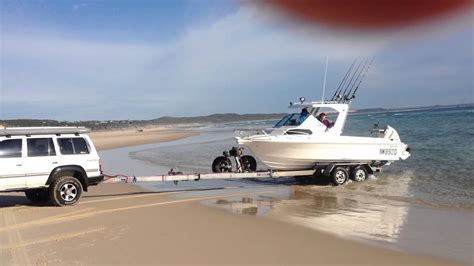 Fraser Island Waddy Boat Launch Off Beach Youtube