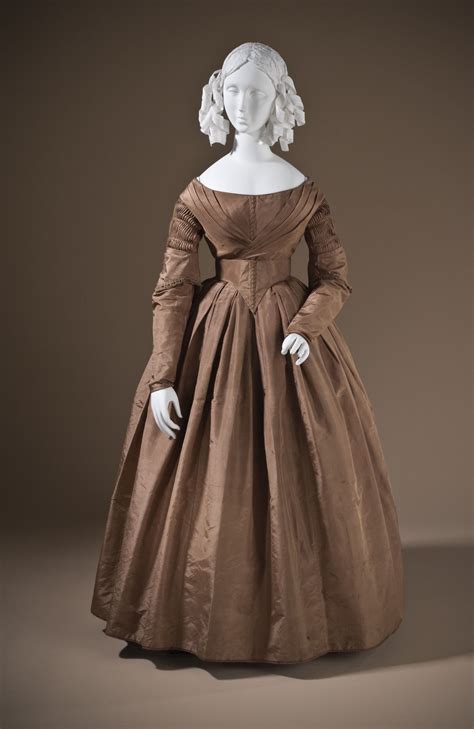 Dress Ca 1845 English Probably Silk Taffeta And Glazed Linen