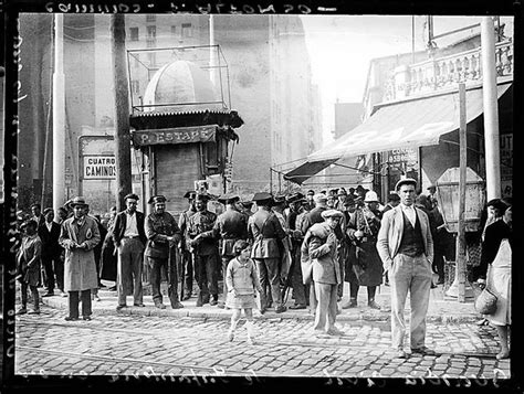 Antiguos Cafés De Madrid Y Otras Cosas De La Villa El Bar Chumbica Y La Fuente De Los Cuatro