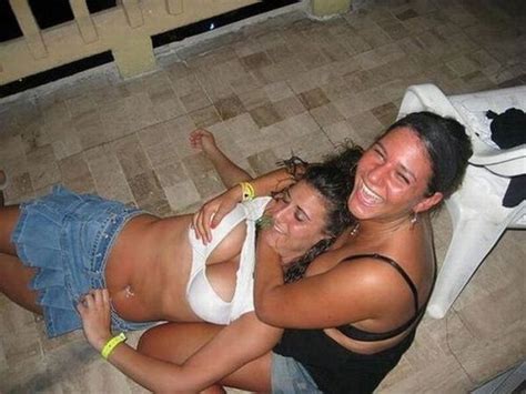 Пьяные девушки фото Триникси