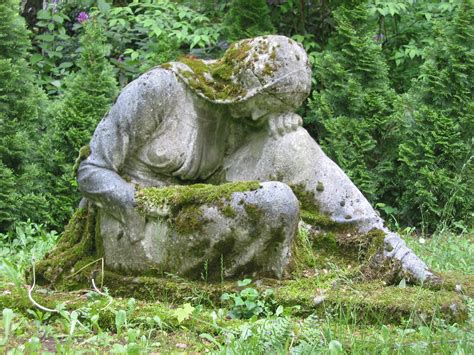 Mourning Woman Mossy Statue By Heyan88 On Deviantart