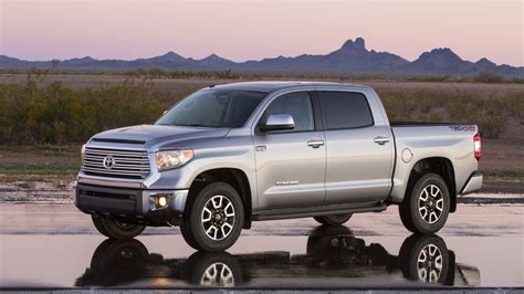 2015 Toyota Tundra Pickup Wallpaper Coolwallpapersme