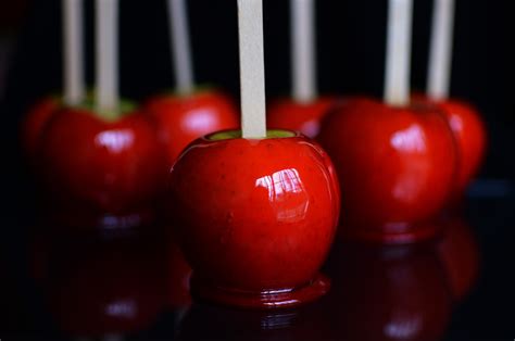 Butteryum Red Candy Apples