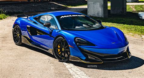 This Mclaren 600lt Really Stands Out Thanks To Its Blue Paint And Black