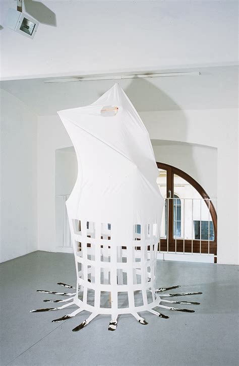 Galerie Martin Janda · Lara Schnitger