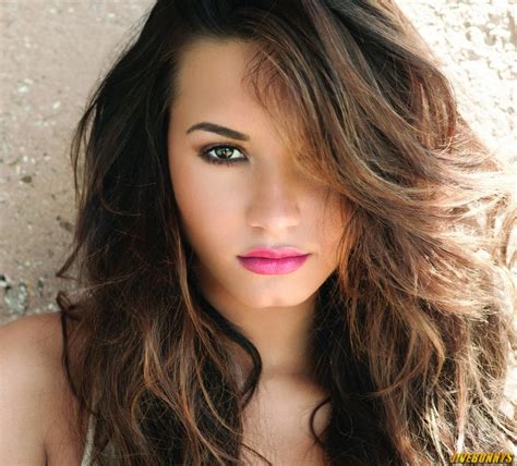 Or maybe she was just more attached to her brunette locks than we could have imagined. A Blog About girls and fashion pictures: Demi Lovato ...