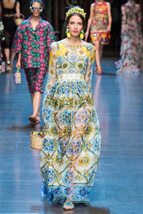 Blue new runway short cocktail. Fashion Runway | Dolce&Gabbana Spring 2016 Ready-to-Wear ...