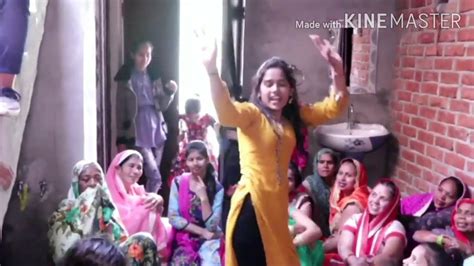 Village Girl Dance On Ladies Sangeet Dance In Indian Marriage Khoria Youtube
