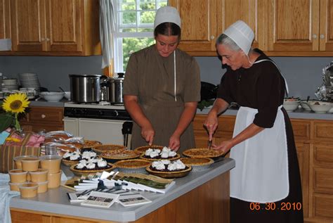 Amish Meal In Home Tours Of Ohio Amish Country Ohio Amish Farm Dutch