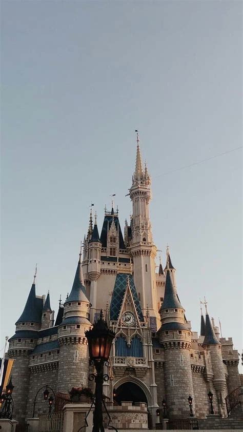 720p Free Download Castle In 2020 Disneyland Iphone Disney Disney