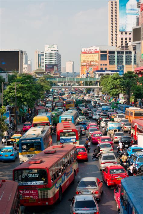 Multicolored Traffic Jam In Bangkok Chinatown Bangkok Che Flickr