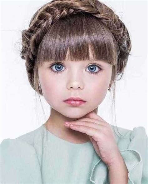 Menina Russa é Considerada A Criança Mais Bonita Do Mundo Conheça