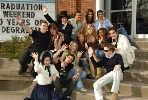 20 Years Of Degrassi The Next Generation Heres What The Cast Is Up To