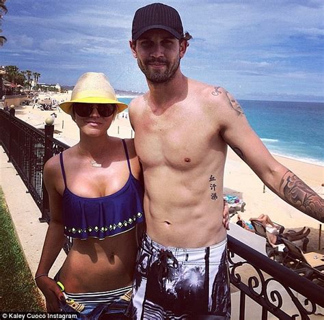 Kaley Cuoco Shows Off Stunning Figure As She Holidays With Ryan