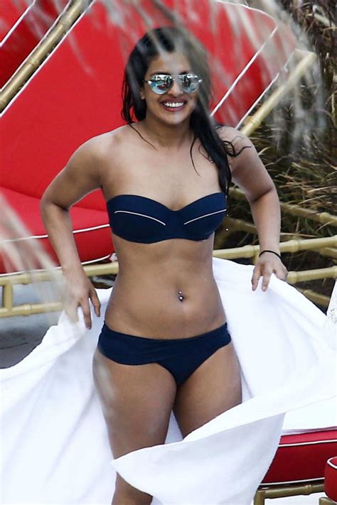 Priyanka Chopra In Bikini At A Swimming Pool In Miami