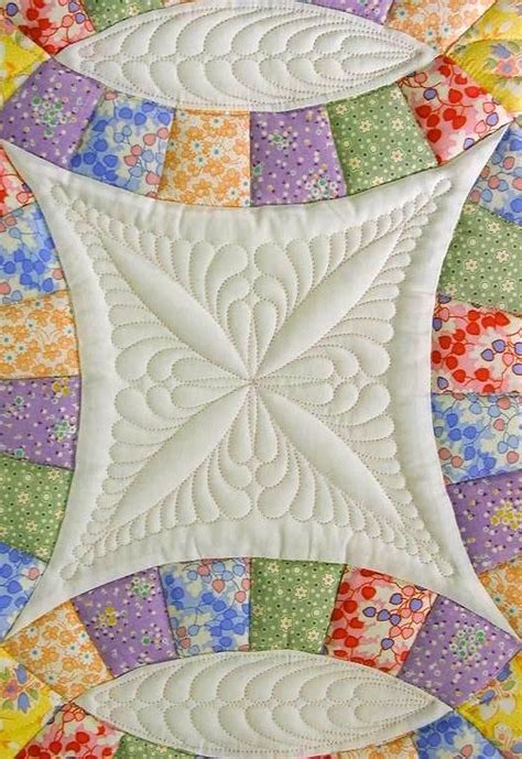 Close Up Double Wedding Ring Quilt Quilting Design By Kim Brunner