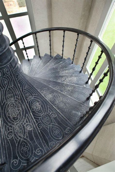 Antique Stairs With Intricate Pattern On Steps Stair Railing Design