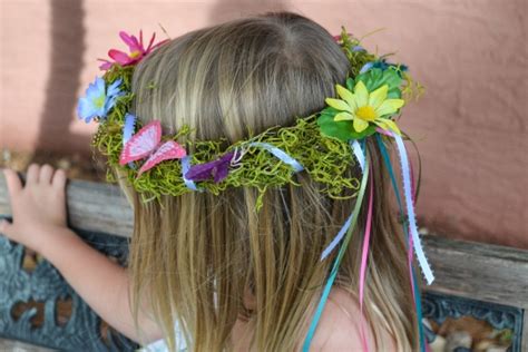 The flower fairy diy crown is a diy craft that looks stunning in photos and would make a fantastic wedding accessory. DIY Woodland Fairy Crowns - Flour On My Face