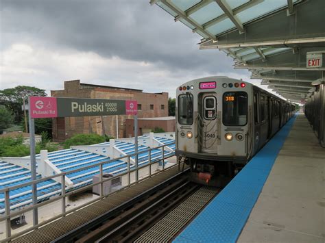 CTA Pink Line Train at Pulaski | 2021 S Pulaski Rd Chicago, … | Flickr