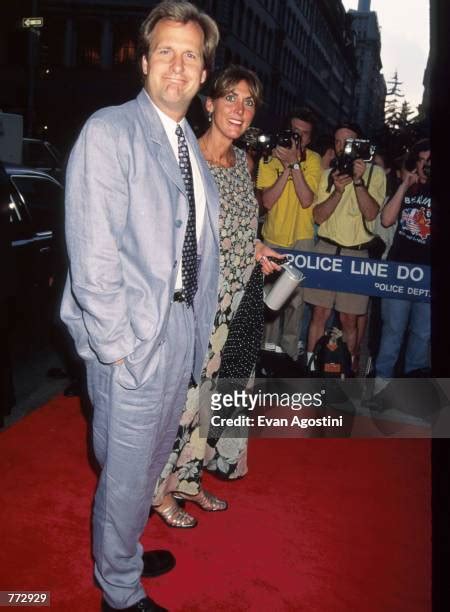 Jeff Daniels Wife Photos And Premium High Res Pictures Getty Images