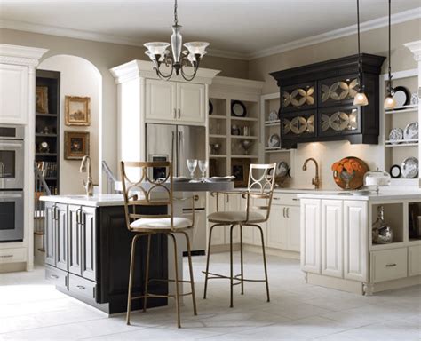 While styling a kitchen around espresso or white kitchen cabinets might be a piece of cake, designing around less common cabinet colors such as gray can be a little more difficult. 10 Inspiring Gray Kitchen Design Ideas
