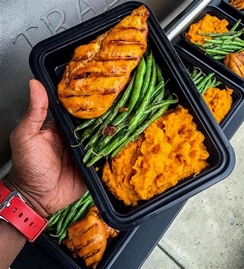 Pinch of yum spicy chicken and sweet potato meal prep magic. Cooked chicken, asparagus, and sweet potato (or yams idk ...