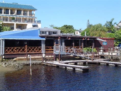 The Dock Restaurant Picture Of Cove Inn On Naples Bay Naples