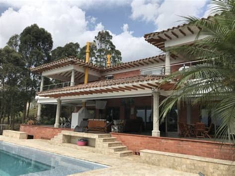 Se vende espectacular casa de 1944 (parcialmente reformada) en vegueta, casco histórico de las palmas de gran canaria. Venta de Casa en Medellín - Las Palmas