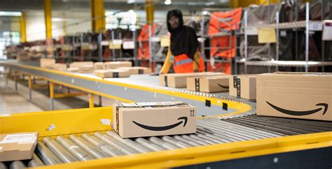 Amazon To Hire Over 700 Full Time Employees In Scarborough Venture