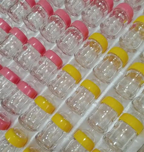 2020 Low Moq Unique Empty Yellow Lipgloss Container Cute Baby Bottle