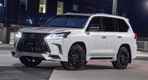 The Flagship Suv Gains A Sporty Body Kit And Front Performance Damper