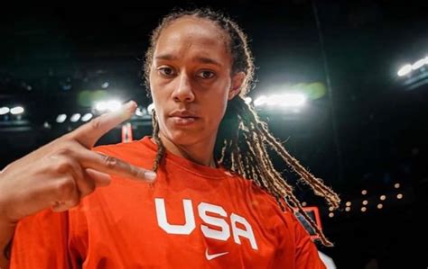 Celebrities React After Brittney Griner Has Been Released From Her Russian Prison Stay Reelrundown