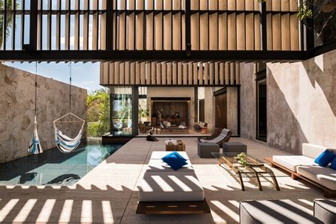 Modern Mexican House Evoking The Specificity Of The Yucatan Peninsula