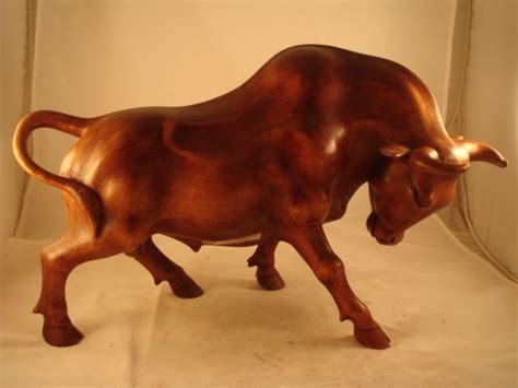 Bull Wood Carving In 2021 Wood Sculpture Carved Wood Sculpture Wood