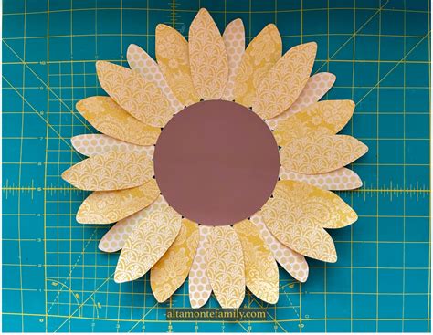 Free Sunflower SVG Cut File for Paper Crafting with Cricut, Silhouette
