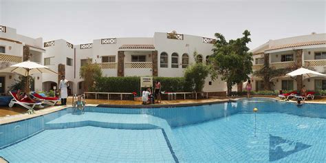 The venue is set 125 metres from fairuz finest lebanese cuisine and hard rock cafe with a broad selection of dishes. Camel Dive Club and Hotel holiday accommodation in Egypt ...