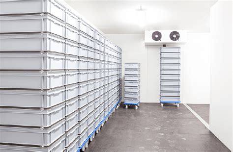 Walk in cold rooms are industrial sized fridges for storing large volumes of foodstuffs or other perishable supplies at a constant temperature. Cold Storage to Meet your Business Needs