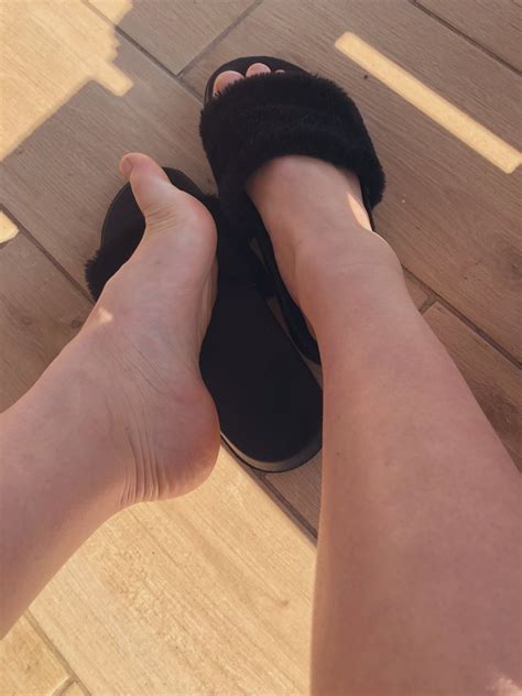 ⚔️👑princess Sophie👑⚔️ On Twitter My Perfect Feet For You Losers To