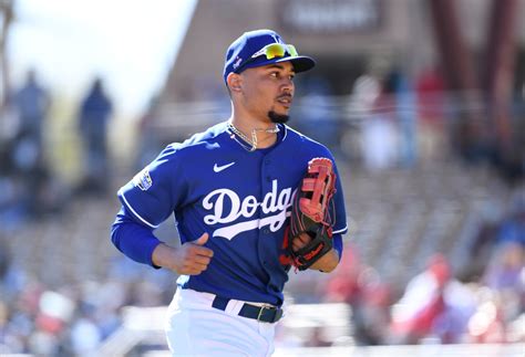 Report Mookie Betts And La Dodgers Agreeing To 380 Million Deal