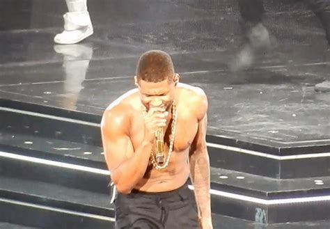 Usher Live In Atlanta Urxtour