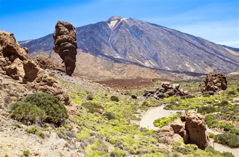 Tenerife Tourists In A Panic Over Imminent Volcano Eruption Aol