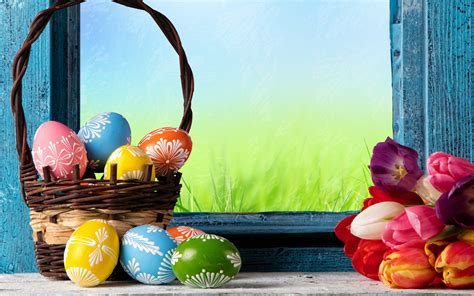 Happy Easter Colorful Eggs Basket Tulips Flowers Wallpaper