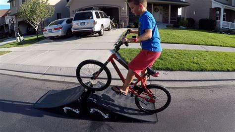 😱 Kid Goes Off Bike Jump Youtube