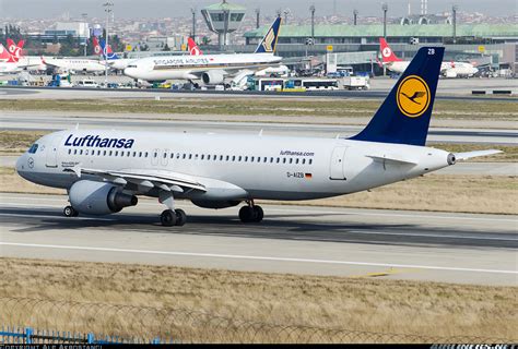 Airbus A320 214 Lufthansa Aviation Photo 2587489
